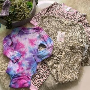 Bundle 4 piece baby girl clothes 24 months animal print tie dye